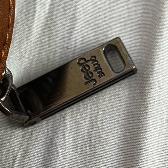 Jeep Brown Leather Crossbody Bag - Picture 7 of 7